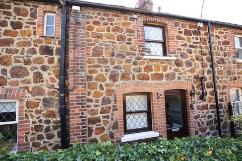 2 bedroom terraced house to rent - Maidstone Road, Wrotham Heath, Kent TN15 7RX