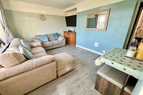 3 bedroom end of terrace house for sale - Hall Lane, Manchester