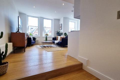 1 bedroom flat for sale, Albany Road, Ealing, London, W13 8PG