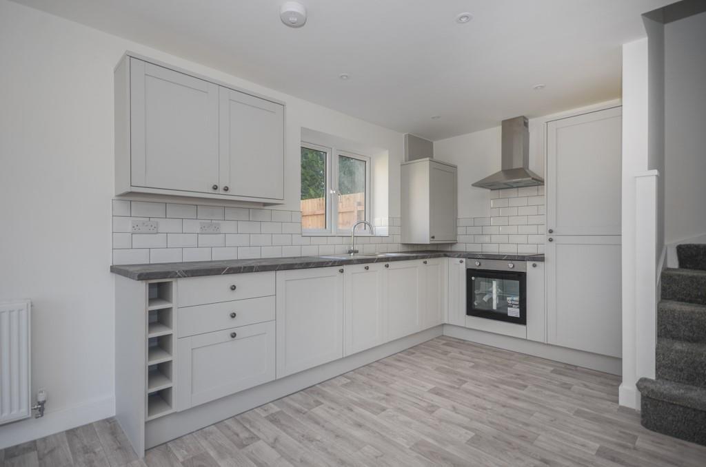 Kitchen 3.jpg