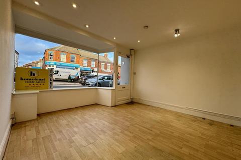 Shop to rent - Fore Street, Exeter EX1