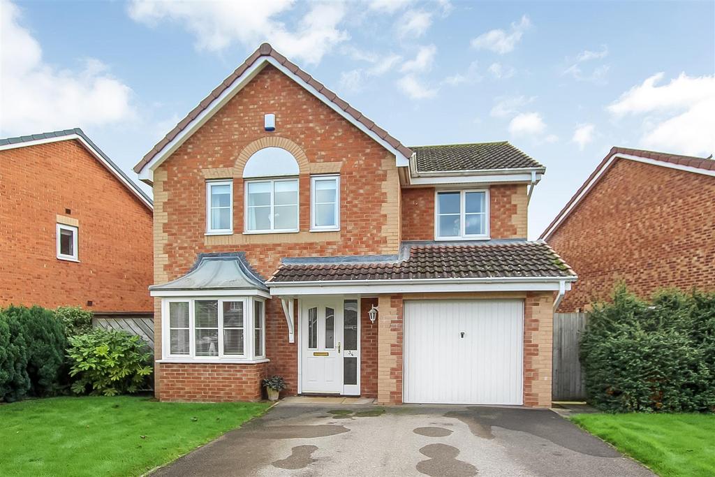 Woolsington Drive, Middleton St.... 4 bed detached house for sale £279,000