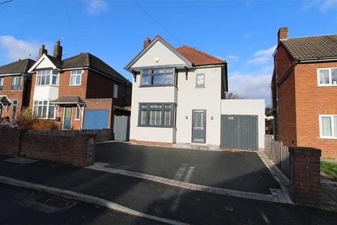 3 bedroom detached house for sale, Wentworth Road, Wollaston