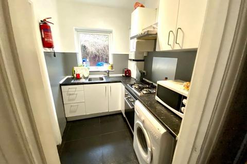 4 bedroom terraced house for sale, 34 Eastwood Road, Sharrow Vale, S11 8QE