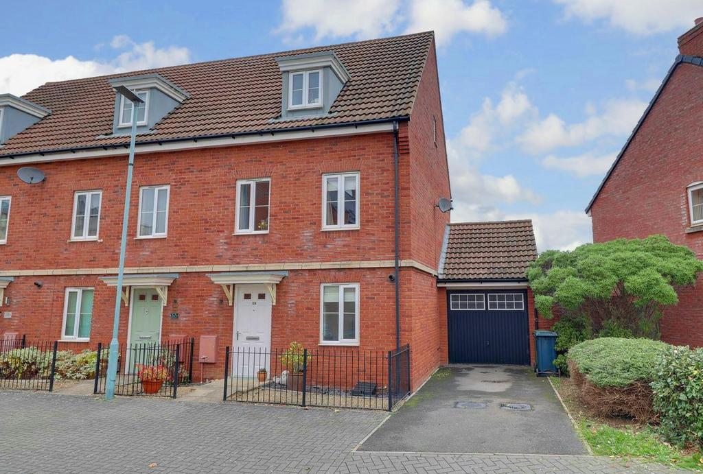 Yew Tree Road, Brockworth, Gloucester 3 bed townhouse for sale £318,500