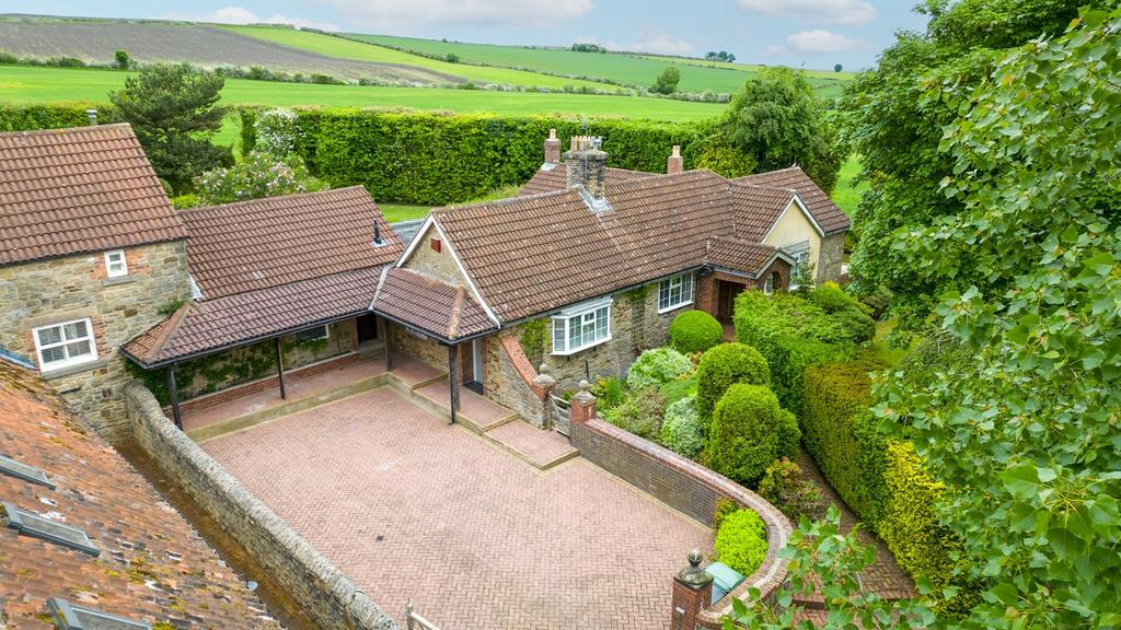 Hartside, Durham, DH1 3 bed cottage to rent £3,000 pcm (£692 pw)