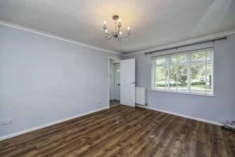 3 bedroom semi-detached house for sale - Bishops Drive, Oakwood, Derby, DE21