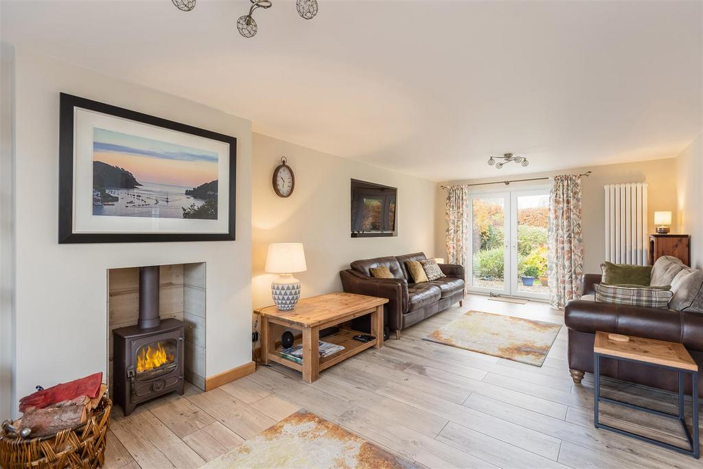 Priory Croft Sitting Room-1.jpg