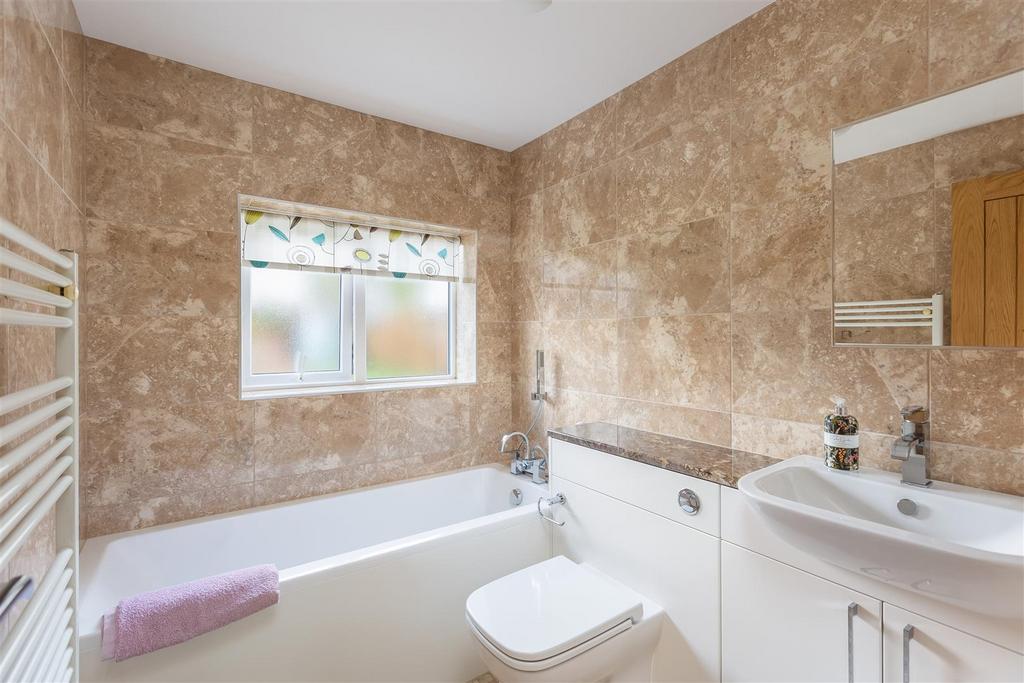 Priory Croft Bathroom.jpg