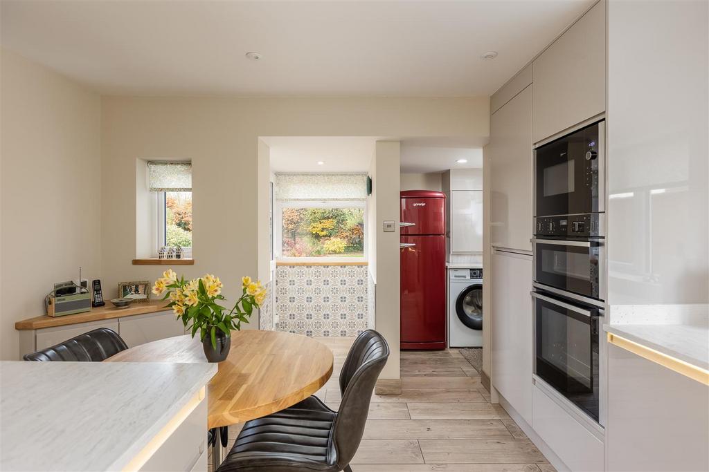 Priory Croft Kitchen-4.jpg