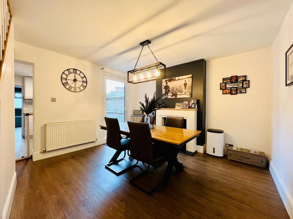 Dining Room.jpeg