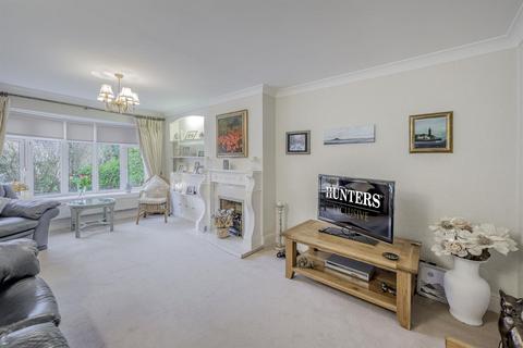 4 bedroom detached house for sale, The Malsters, Church Street, Claverley, WV5 7DS