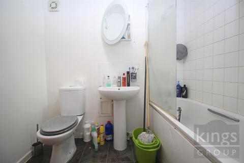 1 bedroom flat for sale, Westminster Court, Eleanor Way, Waltham Cross, Hertfordshire