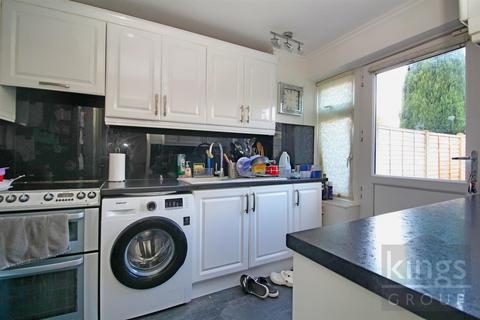 20 Rowley Gardens, Cheshunt, Waltham Cross, EN8 0SR