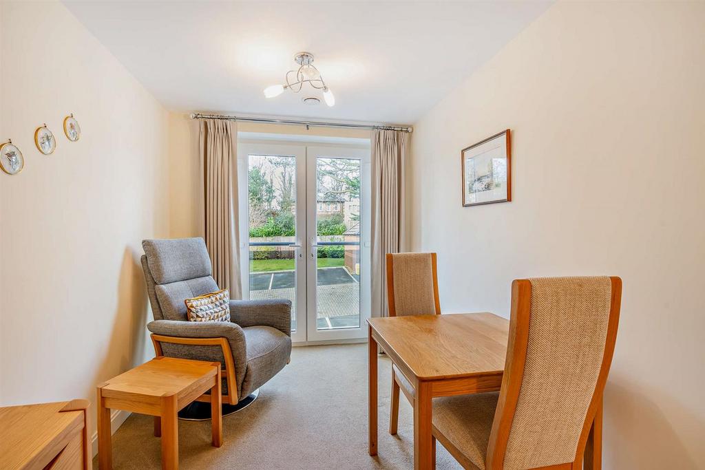 Preston Road, ClaytonLeWoods, Chorley 2 bed apartment for sale £275,000