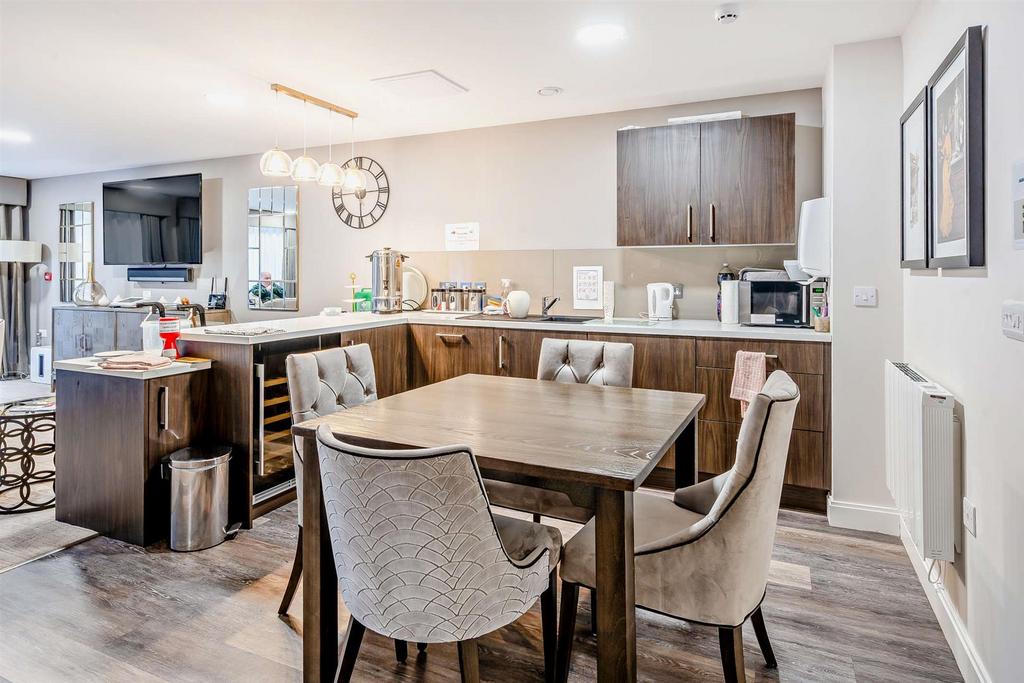 8577545-interior19-800.jpg