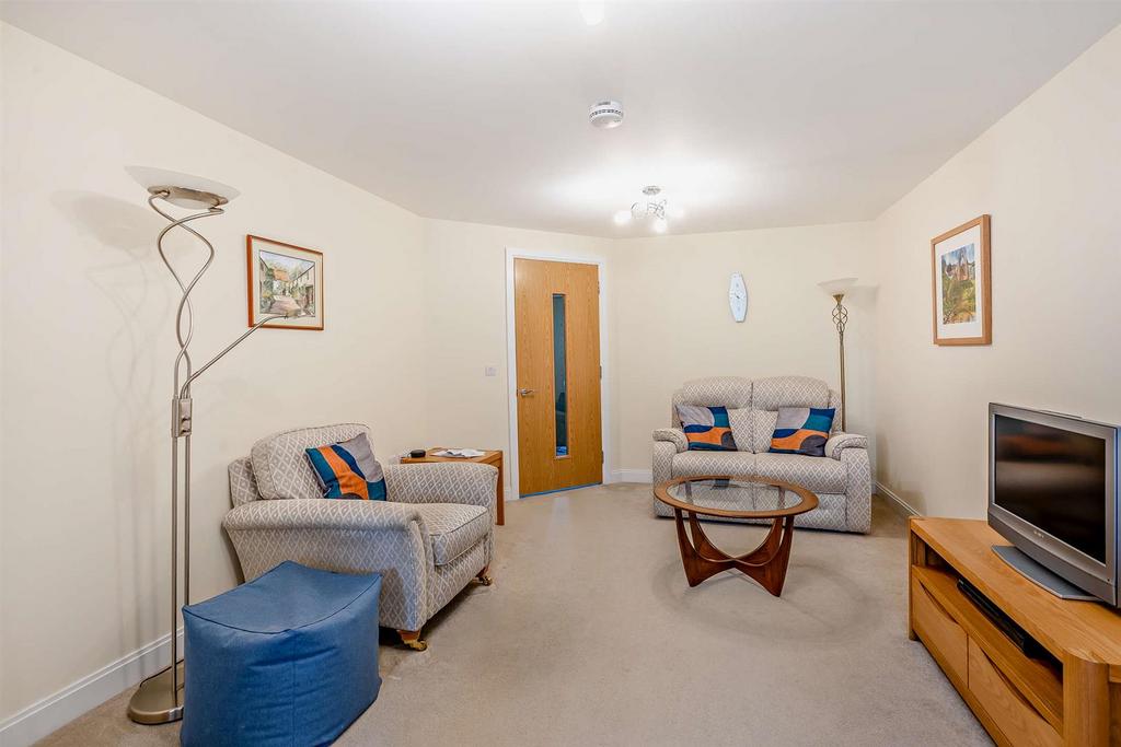 8577545-interior16-800.jpg
