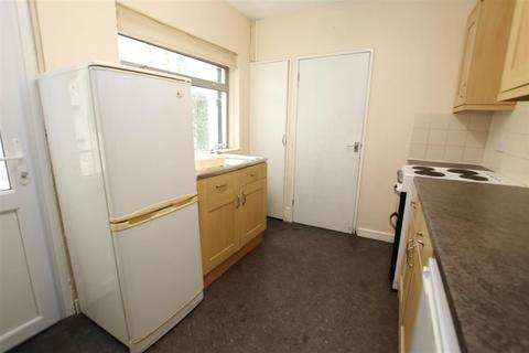 4 bedroom terraced house to rent - Coronation Avenue , BA2 2JS