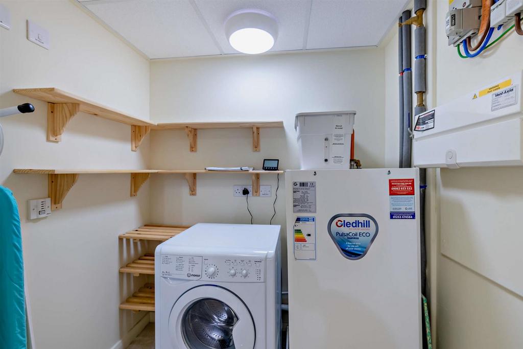 8570781-interior14-800.jpg