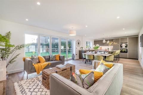 4 bedroom detached house for sale - Leicester Road, Uppingham, Rutland