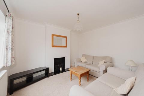 38 Danetree Road, Epsom, KT19 9RZ