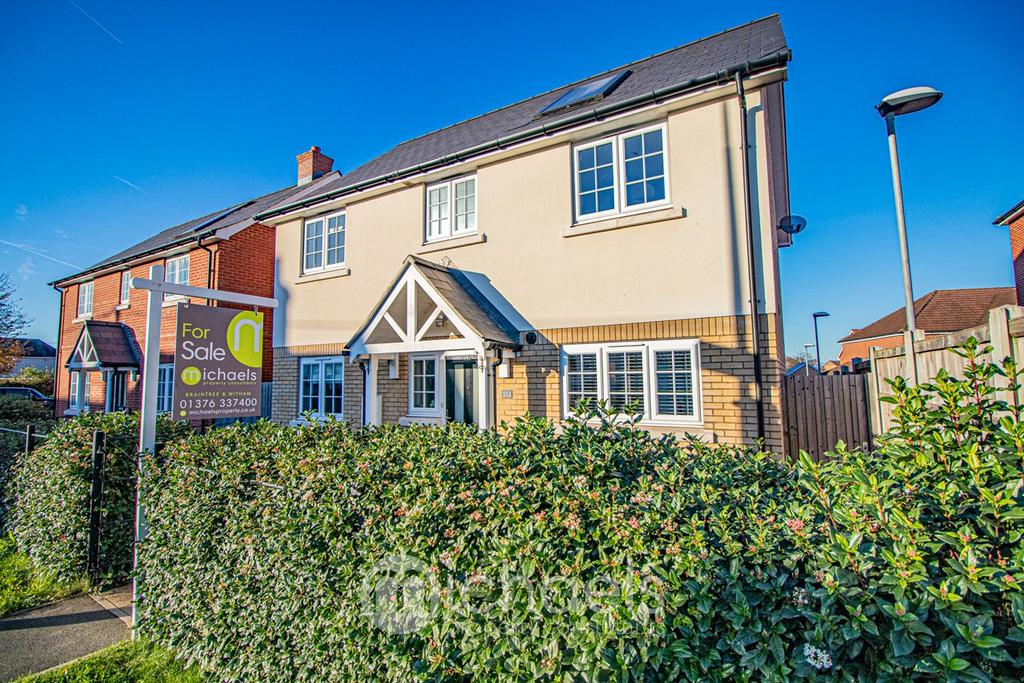 Coggeshall Road, Braintree, CM7 4 bed detached house for sale £435,000