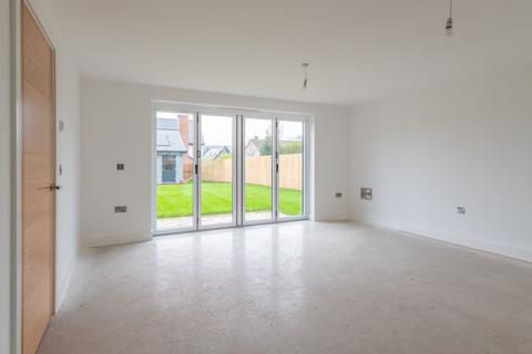 4 bedroom detached bungalow for sale, Ploughfields, Preston-On-Wye, Hereford, HR2