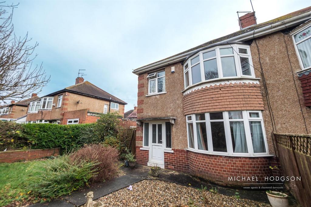 Glebe Drive, Seaham 3 bed semidetached house for sale £109,950