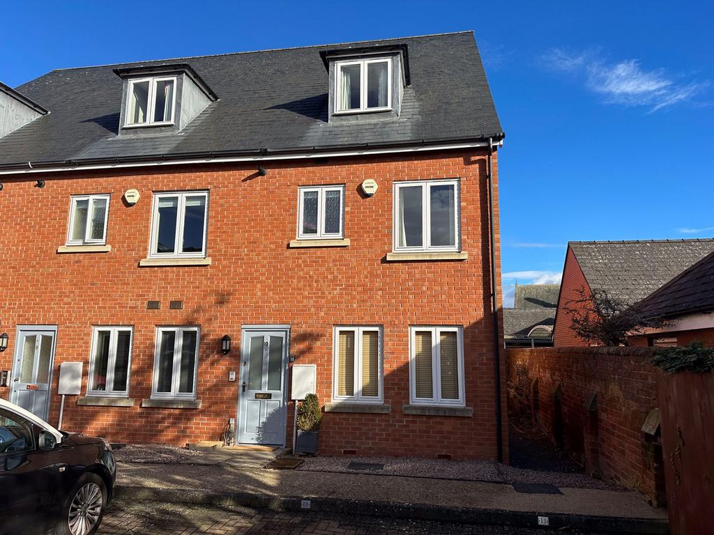 Nightingale Way, Hereford, HR1 3 bed duplex for sale £210,000