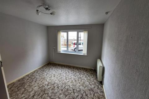 1 bedroom flat for sale, Russell Road, Rhyl