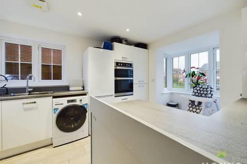 4 bedroom detached house for sale - Morant View, Bowbrook, Shrewsbury