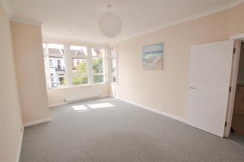 1 bedroom flat for sale, PALMERSTON ROAD, Westcliff-On-Sea