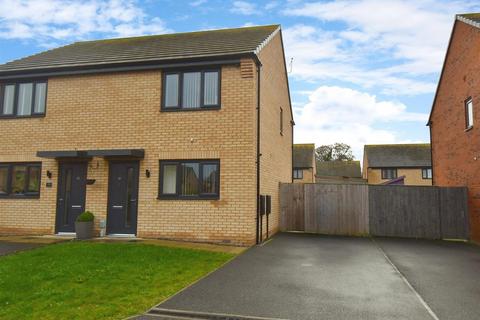 2 bedroom semi-detached house for sale, Kedrum Road, Hull