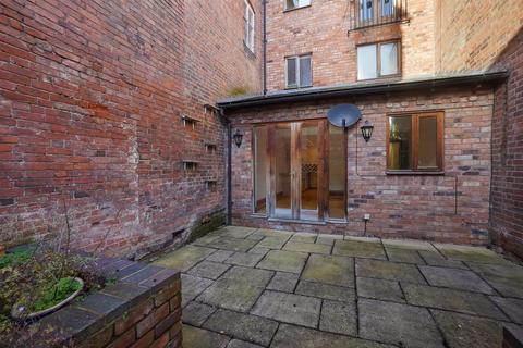 5 bedroom character property for sale, High Street, Warwick