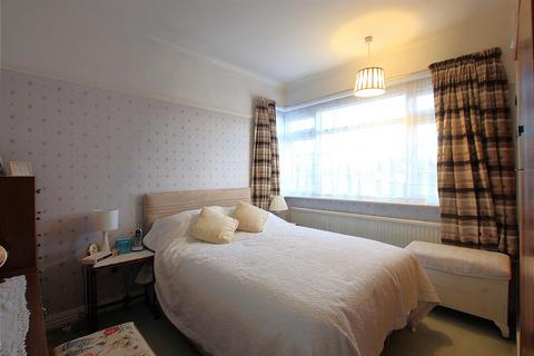 80 Fern Lane, Hounslow, TW5 0HJ