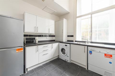 4 bedroom apartment to rent - Rubicon House, Clayton Street West, Newcastle Upon Tyne