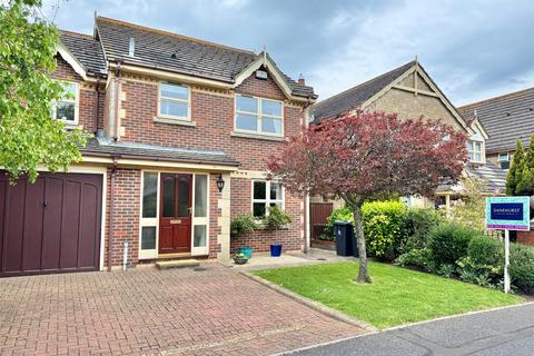 4 bedroom house for sale, Osprey Close, Christchurch BH23