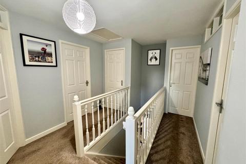 6 Carter Avenue, Codsall, Wolverhampton, WV8 1HQ