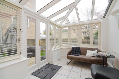 3 bedroom end of terrace house to rent - Trinity Church Road, Barnes