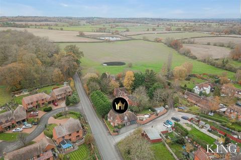 4 bedroom detached house for sale, Arrow, Alcester