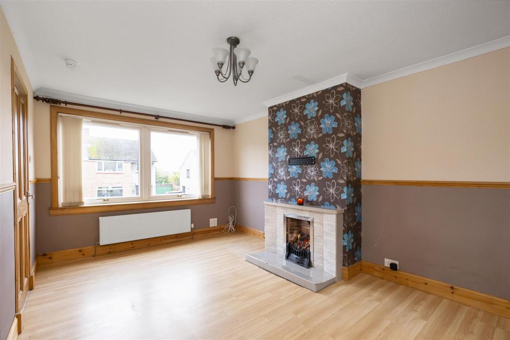 23 Birch Grove 4.jpg