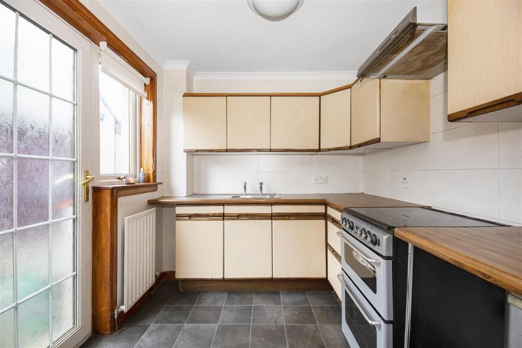 23 Birch Grove 7.jpg