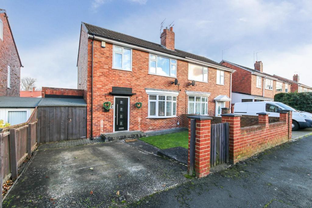 Gladstonbury Place, Longbenton, NE12 4 bed semidetached house for sale