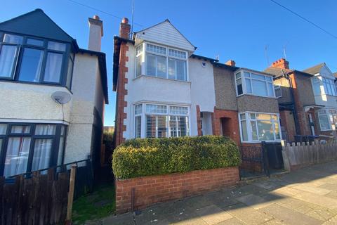 19 Beech Avenue, Northampton, NN3 2HE