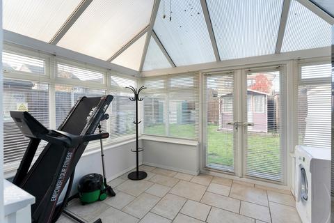 2 Caldbeck Close, Gunthorpe, Peterborough, PE4 7NF