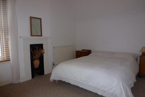 2 bedroom apartment to rent - Osborne Road Southsea PO5