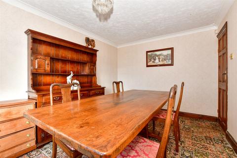 4 bedroom detached bungalow for sale - Bellevue Road, Whitstable, Kent
