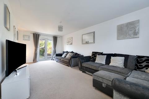 39 Burghfield Green, Peterborough, PE4 7AW