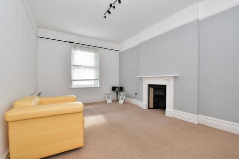 2 bedroom flat for sale, Church Street, Ventnor, Isle of Wight