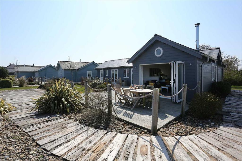 Blue Anchor Way, The Bay, FIley 3 bed bungalow for sale £287,500